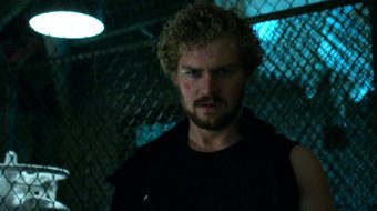 Danny Rand, Colleen Wing i Claire Temple na nowych zdjęciach z serialu 