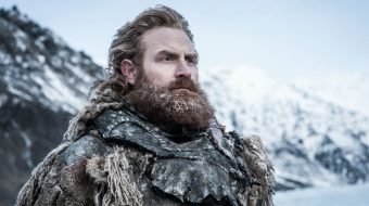 Ogar i Tormund rozgrzewają się piosenką na Islandii. Wideo zza kulis mroźnego odcinka 