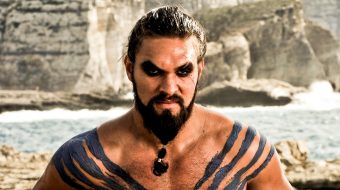 Jason Momoa ostro odpowiada na pytanie o sceny gwałtu z 