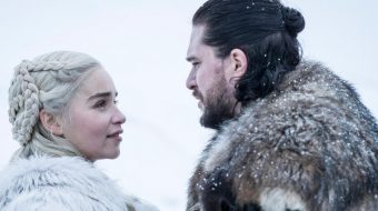 Daenerys przybywa do Winterfell i nie wszyscy są zadowoleni. Mamy nowe zdjęcia z 8. sezonu 