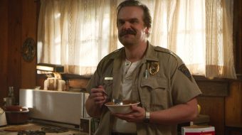 David Harbour ze 