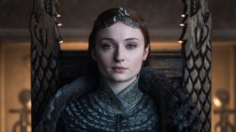 8 newsów na piątek: Sophie Turner nową Larą Croft, filmowa 