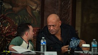 Linden Porco i Laurence Fishburne na próbie czytania do 4. sezonu "Wiedźmina" (Fot. Netflix)