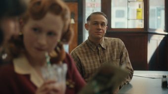 Ten serial musiał wygrać top 10, ale widzowie i tak go nie znoszą. Oto za co Netflix obrywa najbardziej